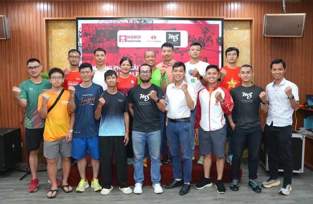 Ban tổ chức Giải Marathon Quốc tế Hà Nội Techcombank gặp gỡ cộng đồng chạy bộ tại miền Bắc