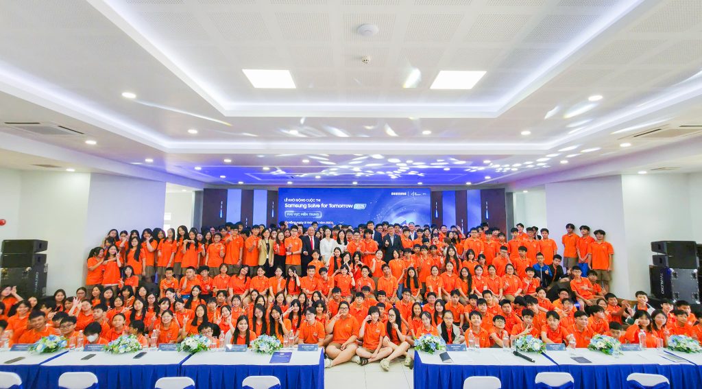Samsung khởi động cuộc thi Samsung Solve for Tomorrow 2025 tại khu vực miền Trung